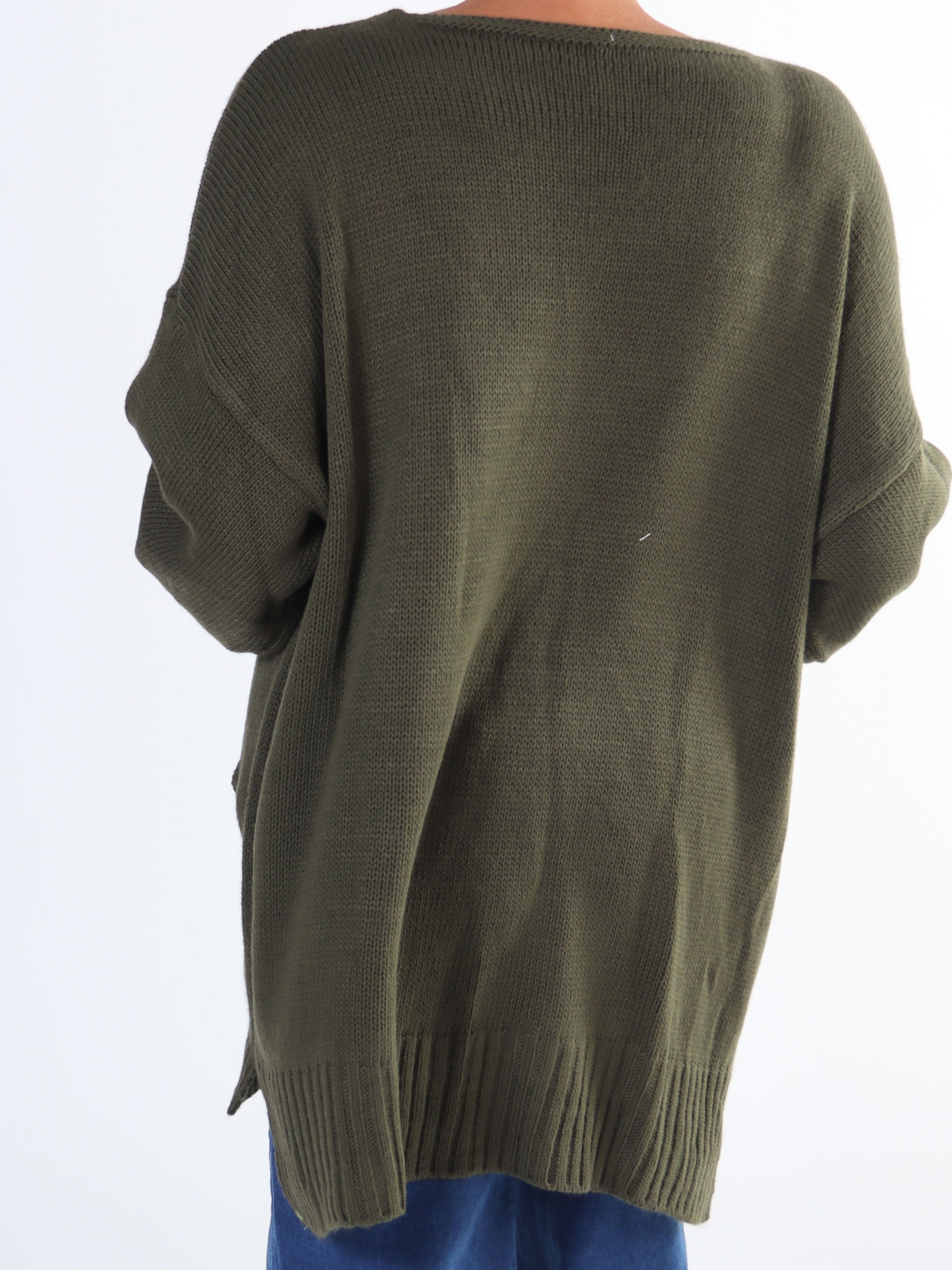 Shaima - Simpel plus sized tröja med fickor